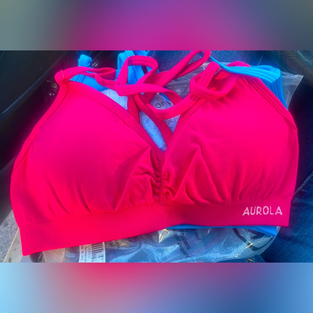 NWT 2 pack Aurola sports bras!!